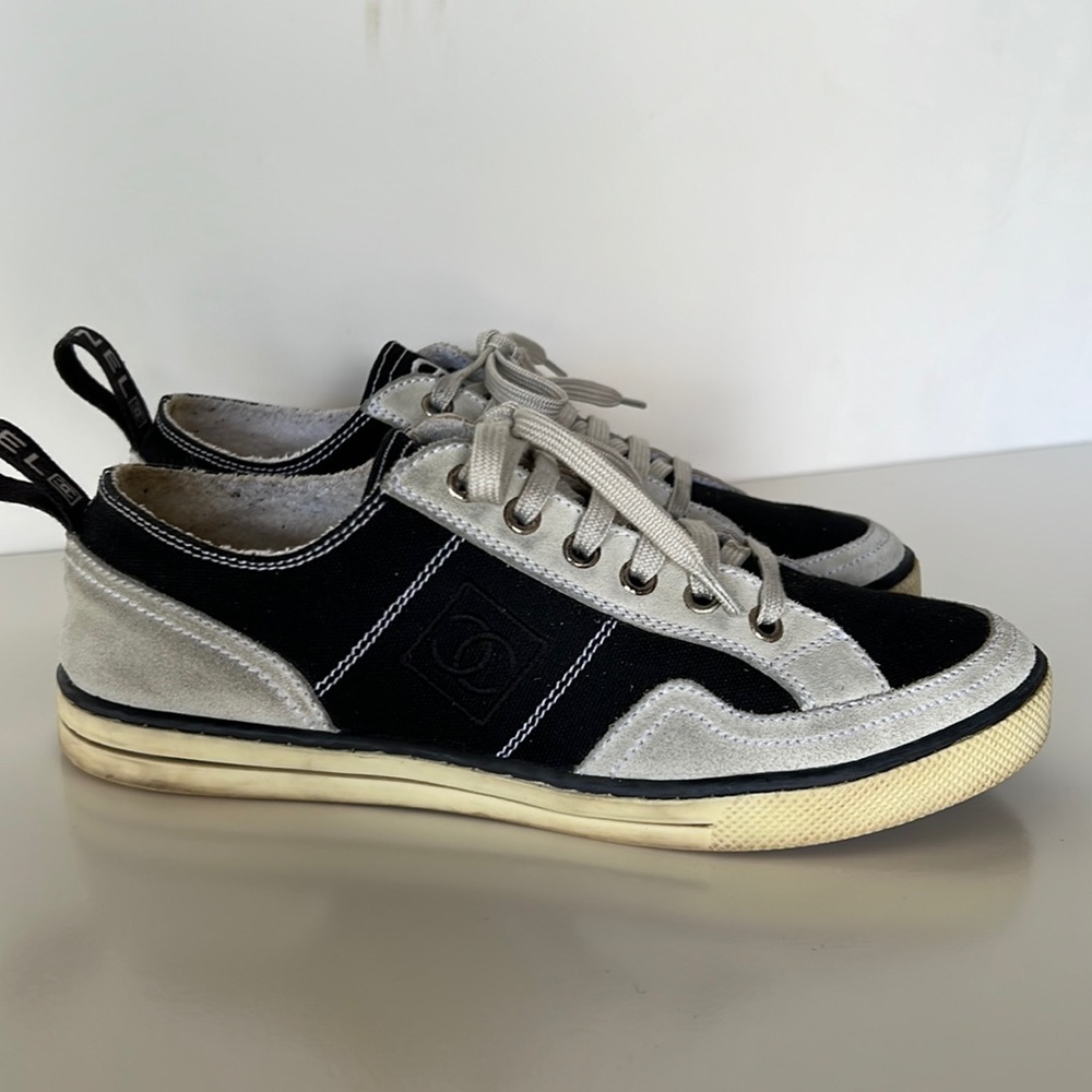 Chanel Black & White Sneakers 38.5